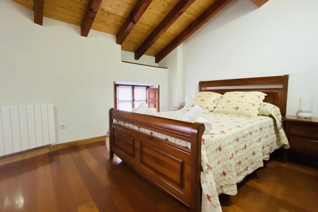 Apartamentos Rurales Lleguera 利亚内斯 外观 照片