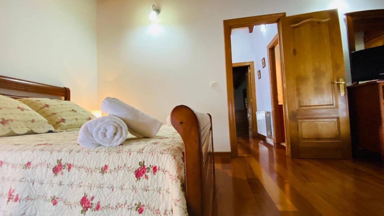 Apartamentos Rurales Lleguera 利亚内斯 外观 照片